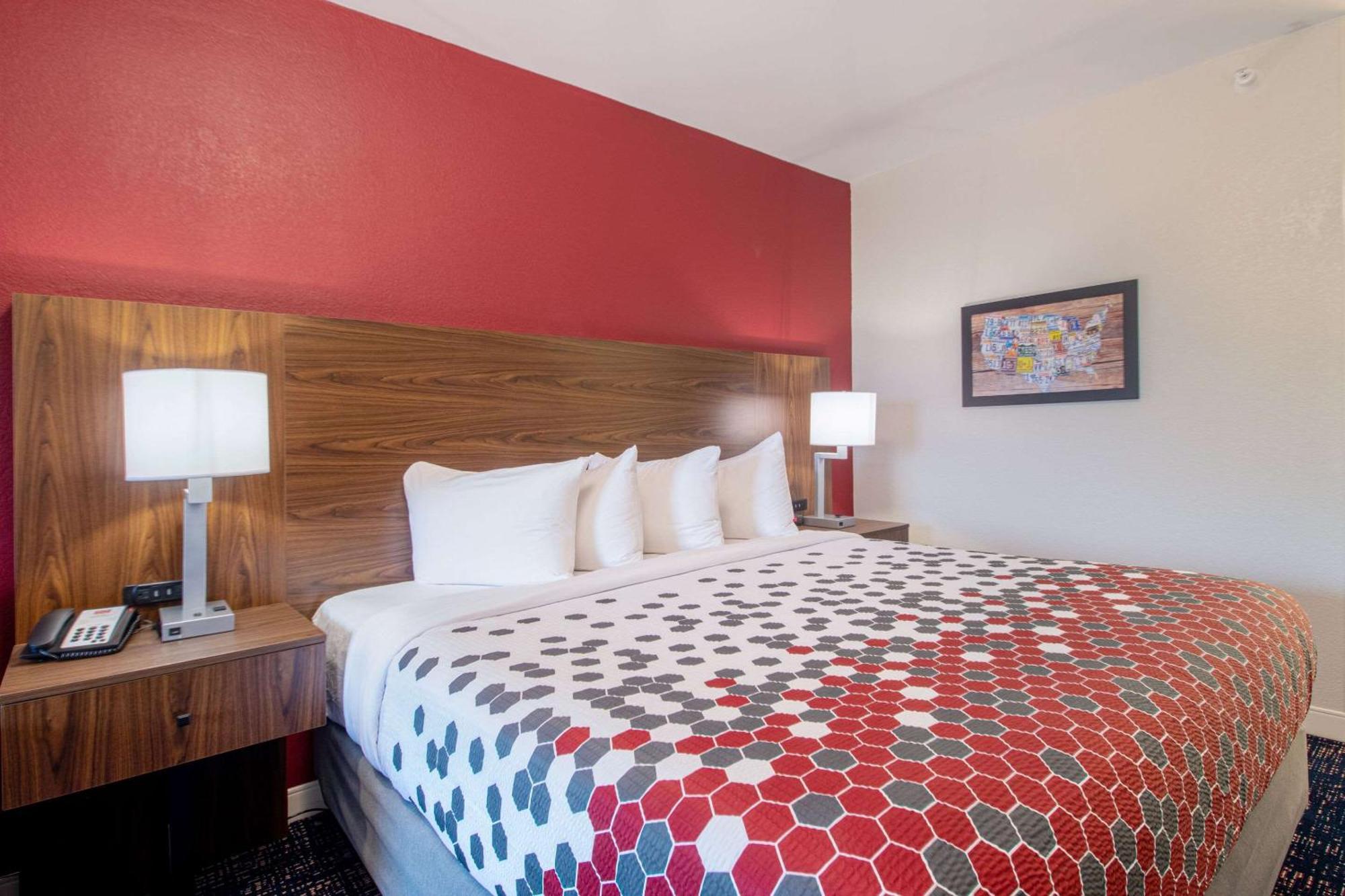 Econo Lodge Inn & Suites Foley-North Gulf Shores Экстерьер фото